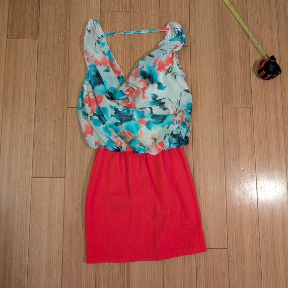 Cowl neck floral mini dress size small - Picture 3 of 7